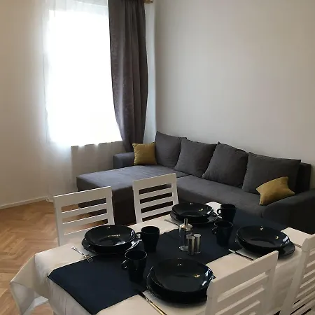Apartment Korunni 62 Prague